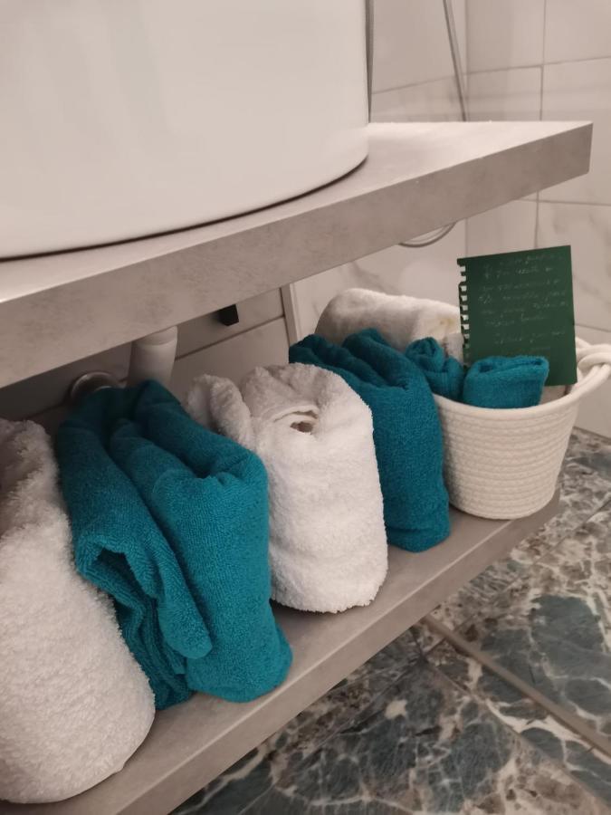 Bloom Box Apartments Крайова Екстериор снимка